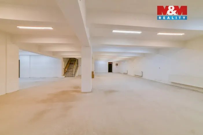Pronájem obchodního prostoru, Cheb, Svobody, 260 m2