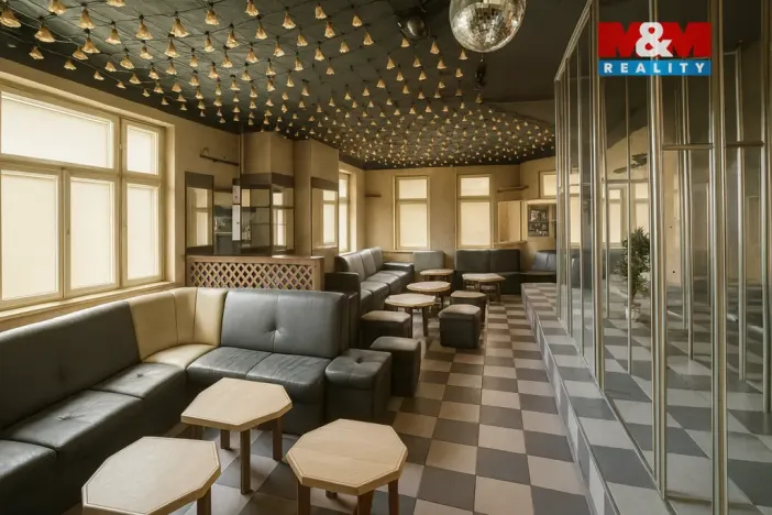 Prodej rodinného domu, České Velenice, Komenského, 650 m2