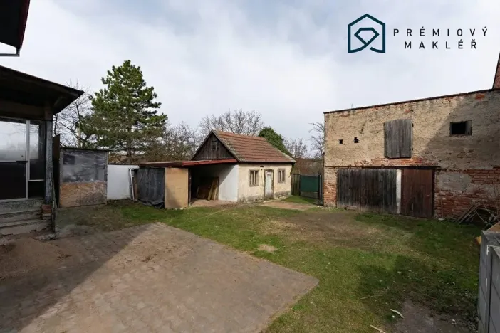 Prodej rodinného domu, Liběšice - Dobříčany, 200 m2