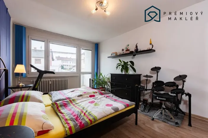 Prodej bytu 3+1, Bystřany, Pražská, 79 m2