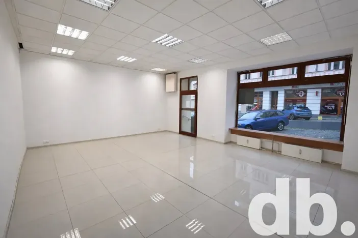 Pronájem obchodního prostoru, Karlovy Vary, Dr. Davida Bechera, 55 m2