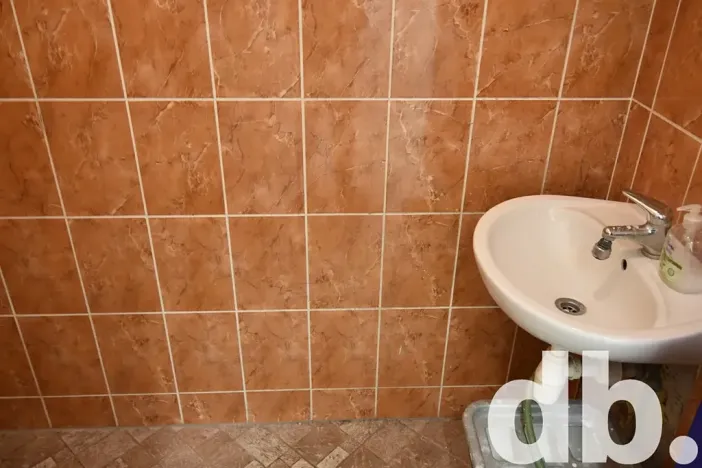 Pronájem obchodního prostoru, Karlovy Vary, Dr. Davida Bechera, 55 m2