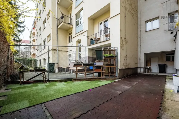 Prodej bytu 3+kk, Brno, Stojanova, 68 m2