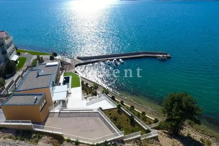 Prodej vily, Zadar, Chorvatsko, 357 m2