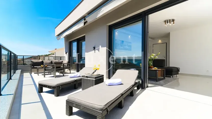 Prodej vily, Omiš, Chorvatsko, 460 m2