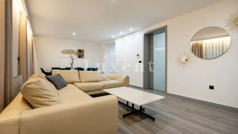 Prodej vily, Makarska, Chorvatsko, 280 m2