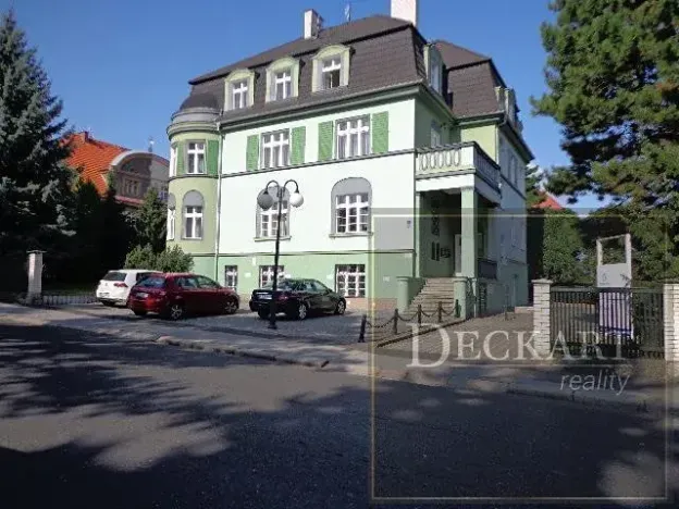 Pronájem bytu 4+1, Teplice, Pařížská, 180 m2