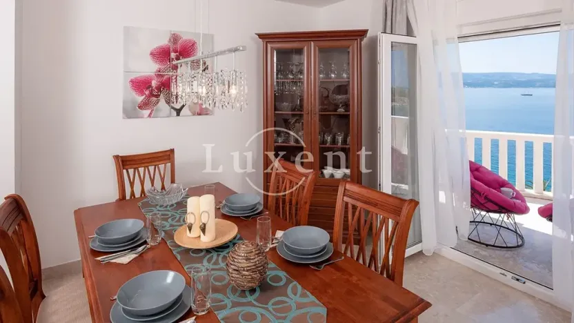 Prodej vily, Omiš, Chorvatsko, 253 m2