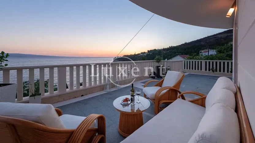 Prodej vily, Omiš, Chorvatsko, 253 m2