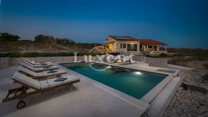 Prodej vily, Zadar, Chorvatsko, 280 m2