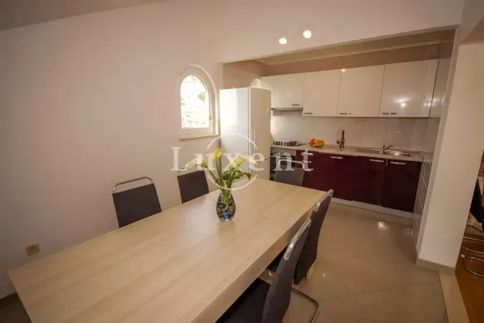 Prodej rodinného domu, Omiš, Chorvatsko, 533 m2