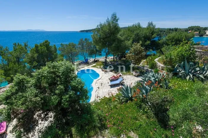 Prodej vily, Bol, Chorvatsko, 300 m2