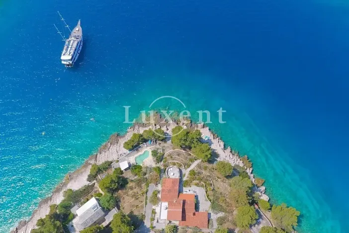 Prodej vily, Bol, Chorvatsko, 300 m2