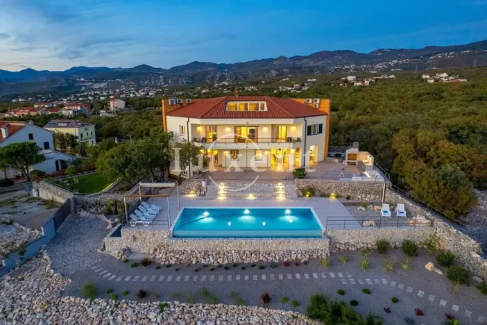 Prodej vily, Krk, Chorvatsko, 463 m2