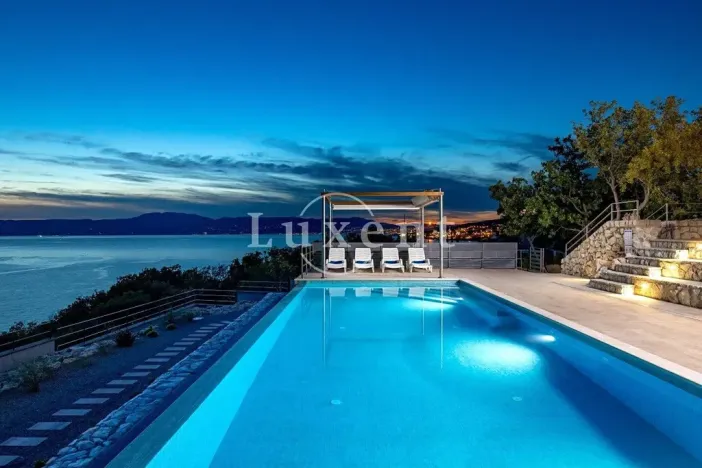 Prodej vily, Krk, Chorvatsko, 463 m2