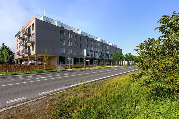 Prodej garážového stání, Praha - Běchovice, Českobrodská, 12 m2