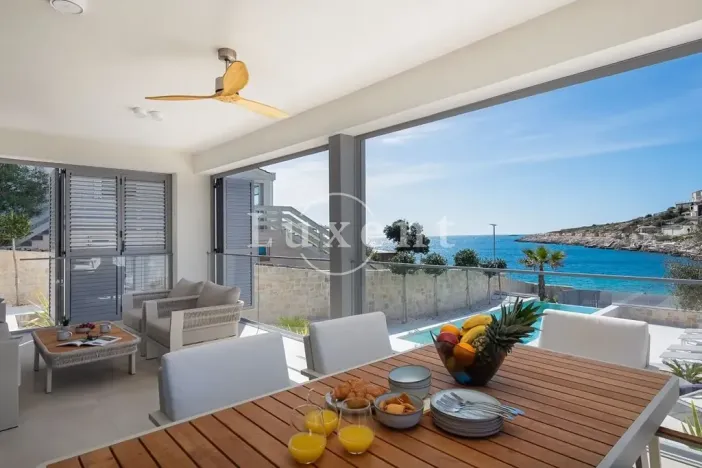 Prodej vily, Rogoznica, Chorvatsko, 675 m2