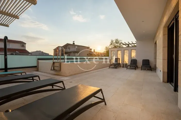 Prodej rodinného domu, Makarska, Chorvatsko, 280 m2