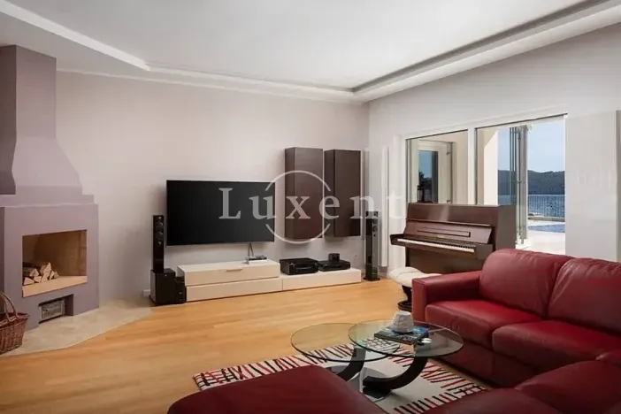 Prodej rodinného domu, Šibenik, Chorvatsko, 1005 m2