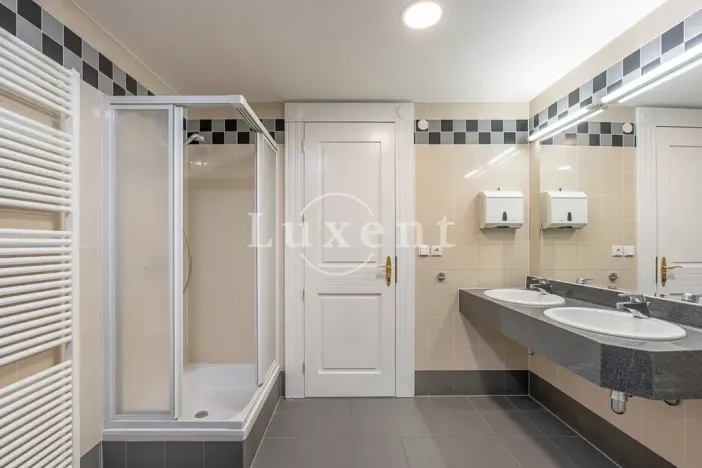 Pronájem kanceláře, Praha - Nové Město, Václavské náměstí, 156 m2