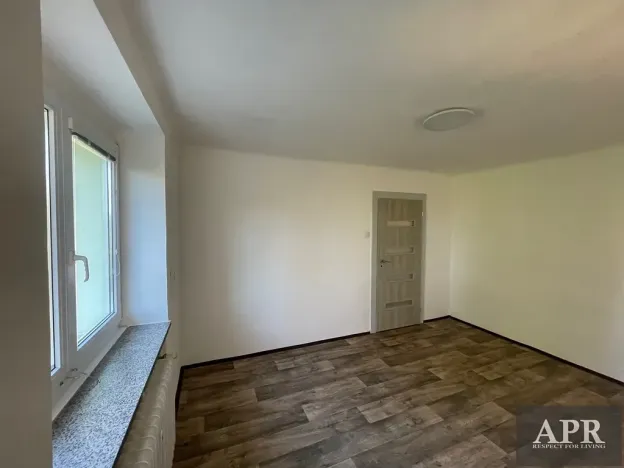 Pronájem bytu 1+1, Uherský Brod, Na Dlouhých, 29 m2