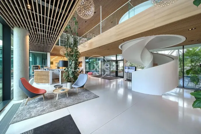 Pronájem kanceláře, Praha - Holešovice, Plynární, 171 m2