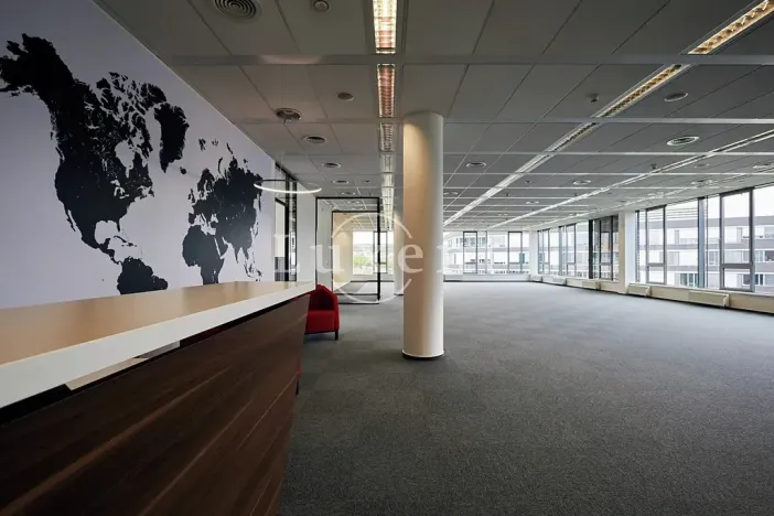 Pronájem kanceláře, Praha, Radlická, 516 m2