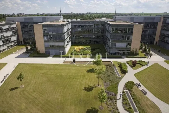 Pronájem kanceláře, Praha, Radlická, 516 m2