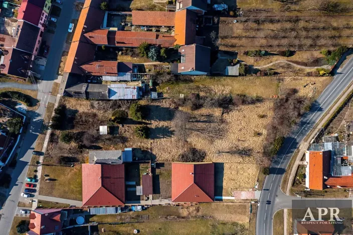 Prodej pozemku pro bydlení, Hluk, 3961 m2