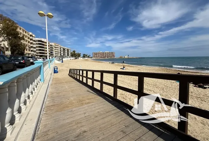 Prodej bytu 2+kk, Torrevieja, Španělsko, 32 m2