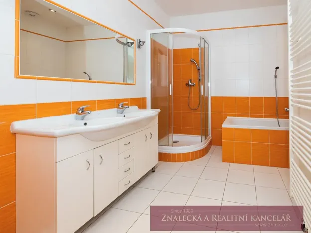 Pronájem bytu 5+1, Praha - Smíchov, U Malvazinky, 131 m2