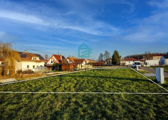 Prodej pozemku, Dubné, 990 m2