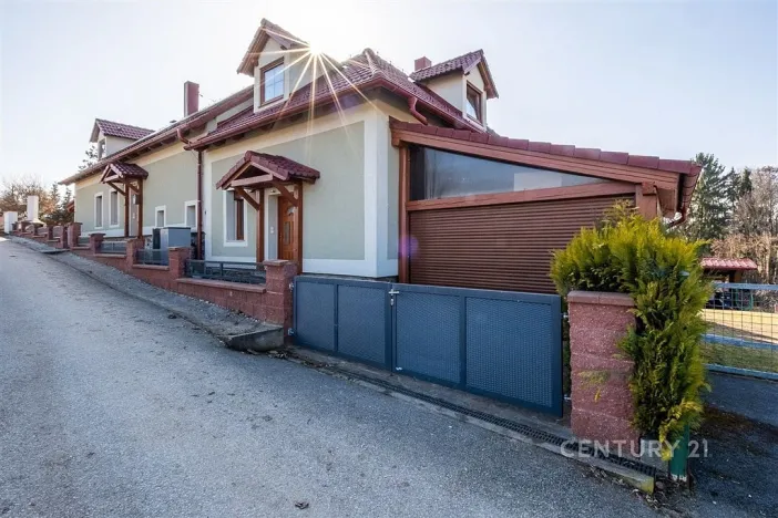 Prodej chaty, Vrábče - Koroseky, 220 m2