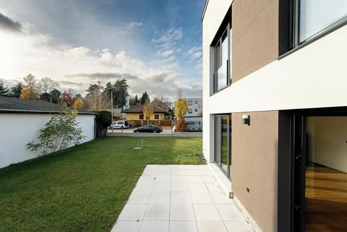 Prodej rodinného domu, Praha - Horní Počernice, Bříšťanská, 218 m2