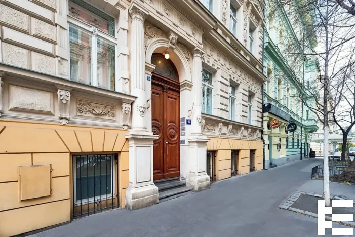 Prodej bytu 2+kk, Praha - Vinohrady, Americká, 76 m2