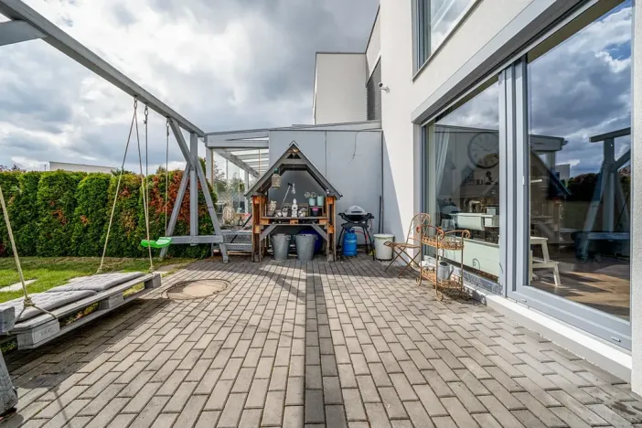 Prodej rodinného domu, Praha - Cholupice, Zálužická, 153 m2