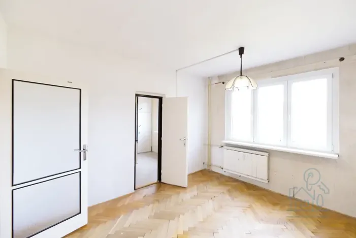 Prodej bytu 3+1, Ostrov, Severní, 68 m2