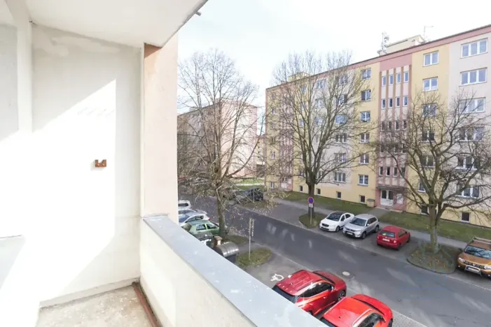 Prodej bytu 3+1, Ostrov, Severní, 68 m2