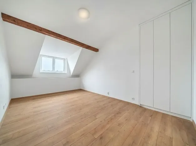 Pronájem bytu 1+1, Plzeň, Dvorní, 36 m2