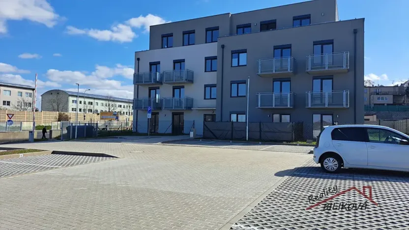 Pronájem bytu 1+kk, Kolín, Pražská, 37 m2