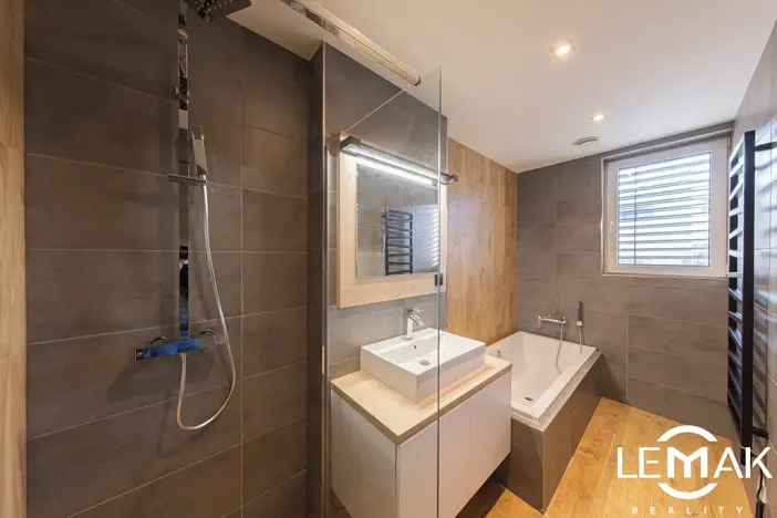 Pronájem rodinného domu, Olomouc, Mačákova, 173 m2