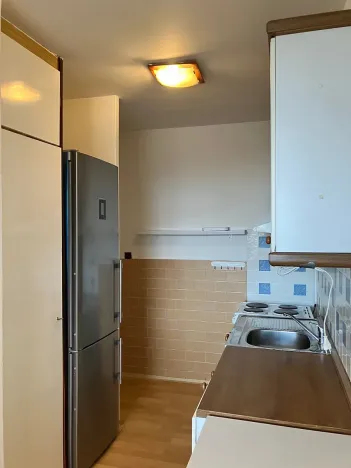 Pronájem bytu 3+1, Praha - Kobylisy, Libišská, 75 m2