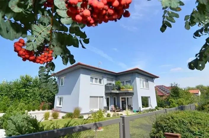 Pronájem bytu 2+kk, Vestec, U Strouhy, 49 m2