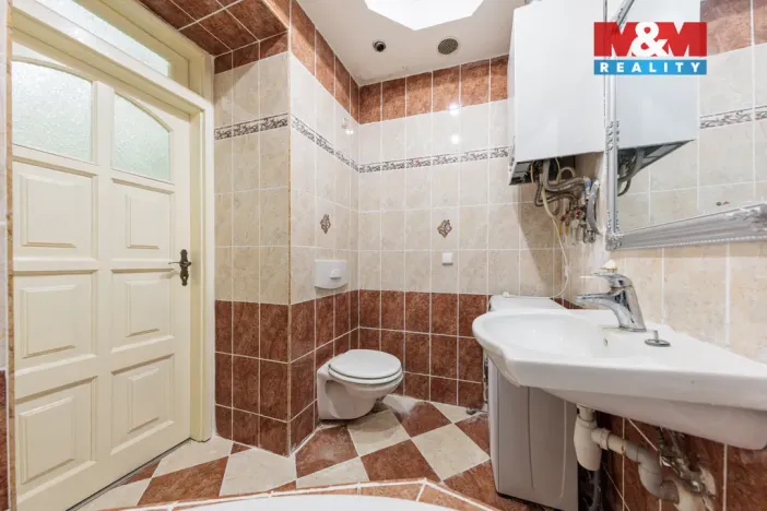 Pronájem bytu 2+1, Karlovy Vary, Krále Jiřího, 55 m2