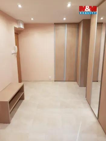 Pronájem bytu 3+1, Ostrava - Poruba, 1. československého armádního sboru, 79 m2