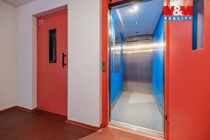 Prodej bytu 1+kk, Praha - Letňany, Třinecká, 39 m2