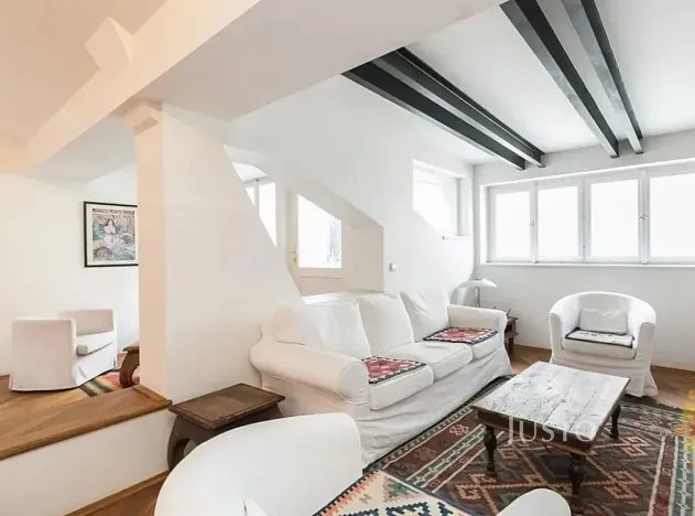 Pronájem bytu 3+1, Praha - Nové Město, Odborů, 96 m2