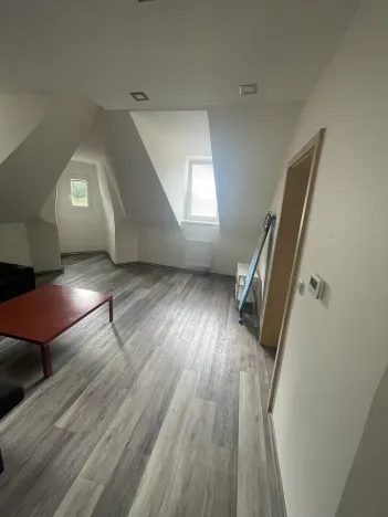 Pronájem bytu 2+1, Karlovy Vary, Moskevská, 60 m2