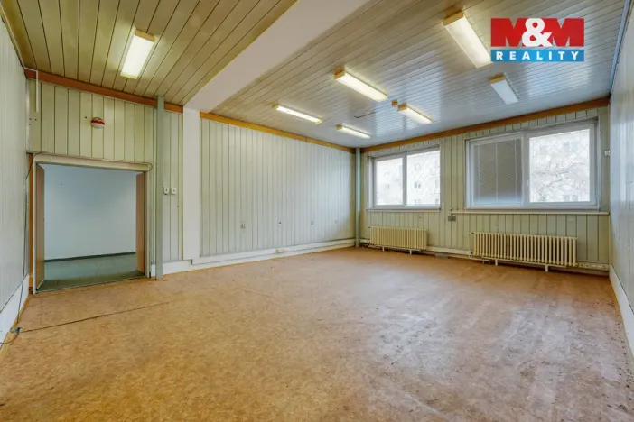 Pronájem skladu, Plzeň - Lobzy, Blatenská, 360 m2