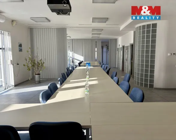 Pronájem kanceláře, Pardubice, Raisova, 120 m2